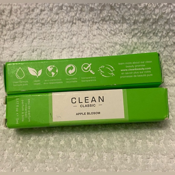 Mini rollerball Perfume - Picture 3 of 3